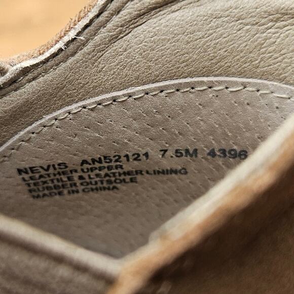 Abeo Nevis Tan Perforated Leather stretch Ankle Bootie boot size 7.5 Womens - Picture 8 of 11